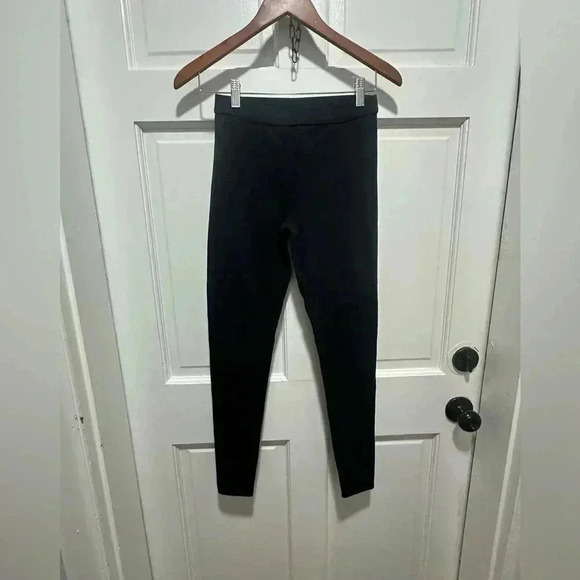 ALO YOGA Black Cut Out Leggings Size Small - Picture 2 of 4